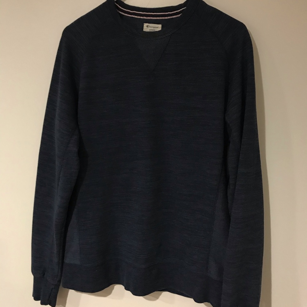 Champion long sleeve shirt